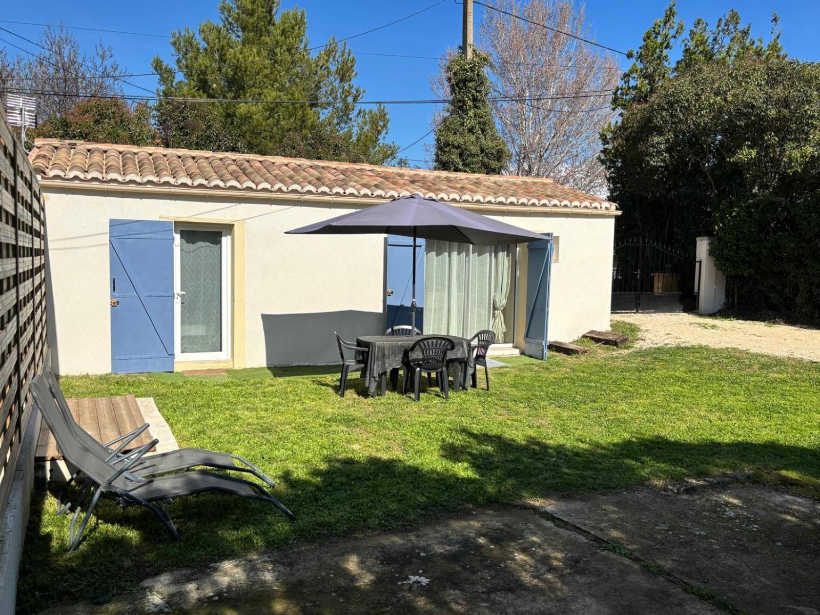 Maison De Vacances En Campagne カヴァイヨン エクステリア 写真